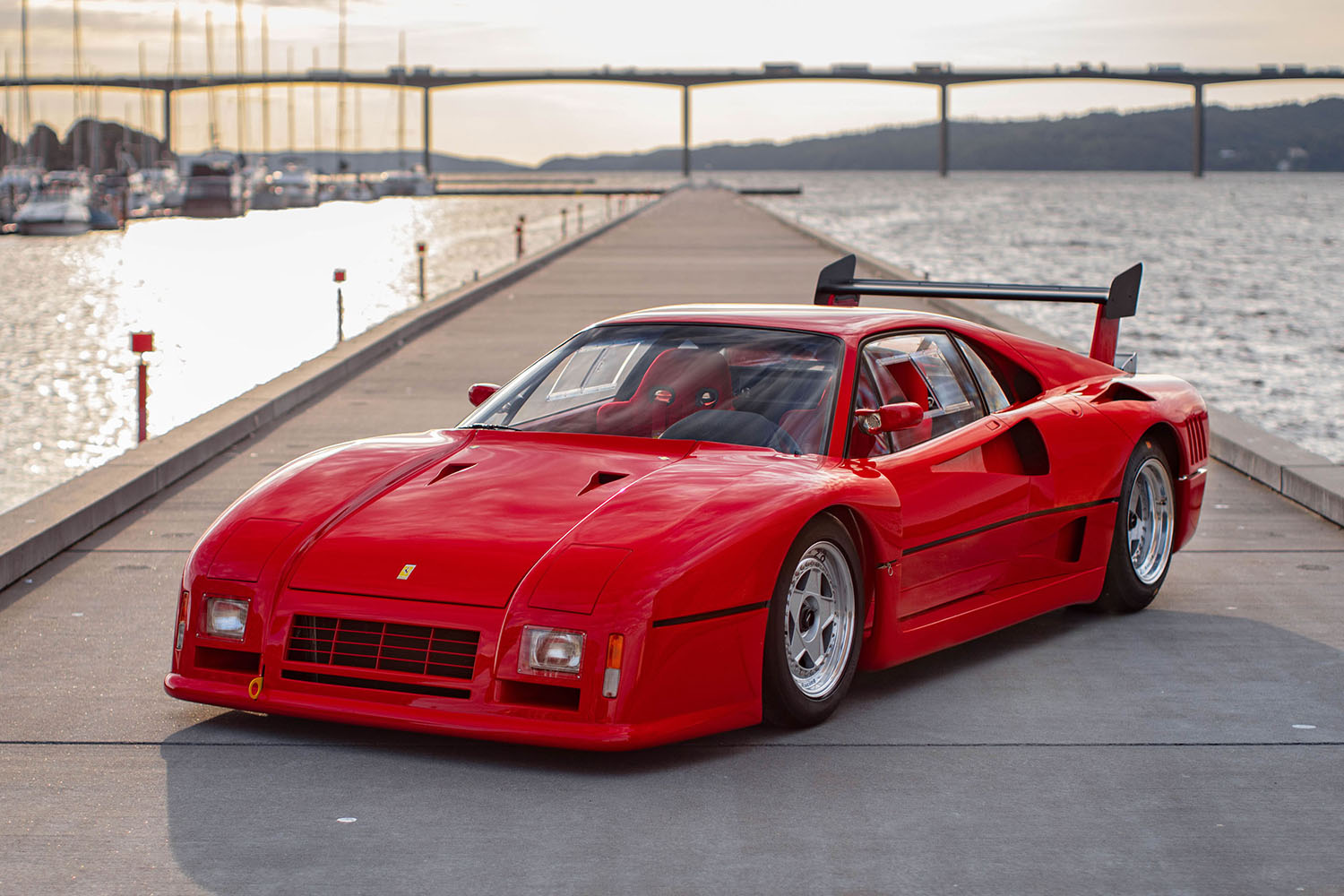 フェラーリ288GTOエボルチオーネのフロントスタイリング