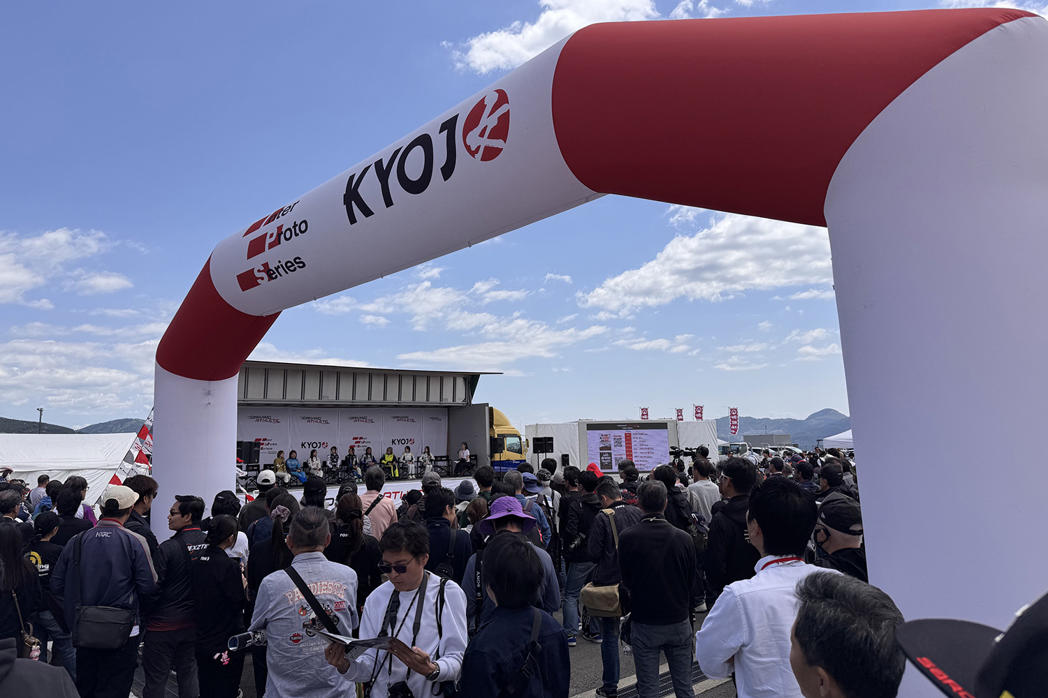 KYOJOのステージ
