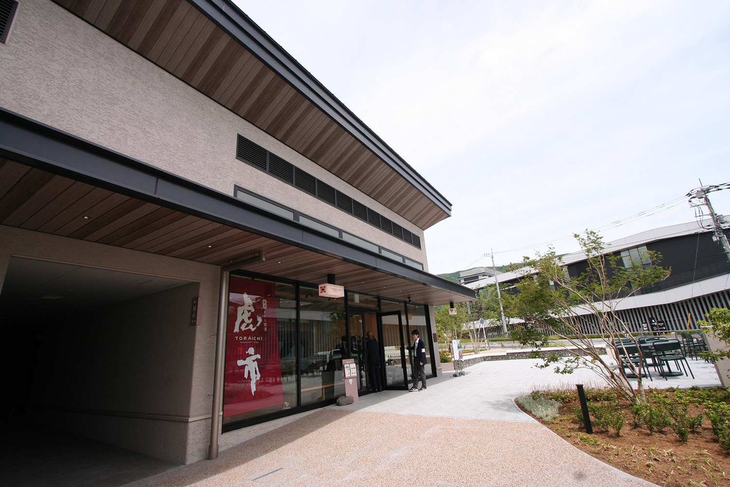 「富士モータースポーツフォレストテラス」の５店舗が先行開業 〜 画像4