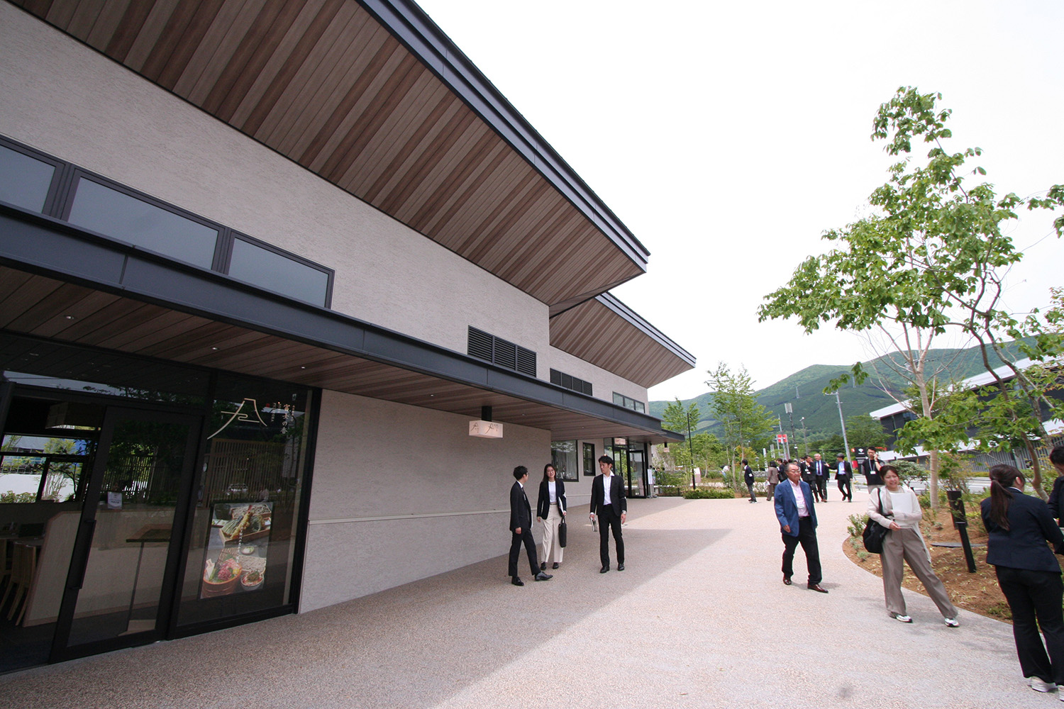 「富士モータースポーツフォレストテラス」の５店舗が先行開業 〜 画像57