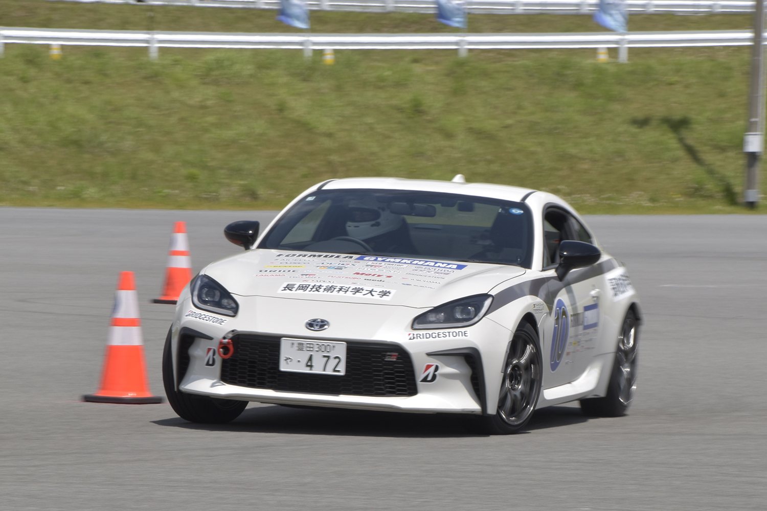 10号車・長岡技術科学大学