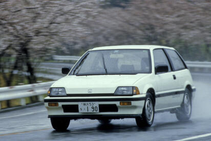 シビックは「走りのクルマ」を知らしめたのはコイツから！　３代目「ワンダーシビック」はやっぱり最強だった