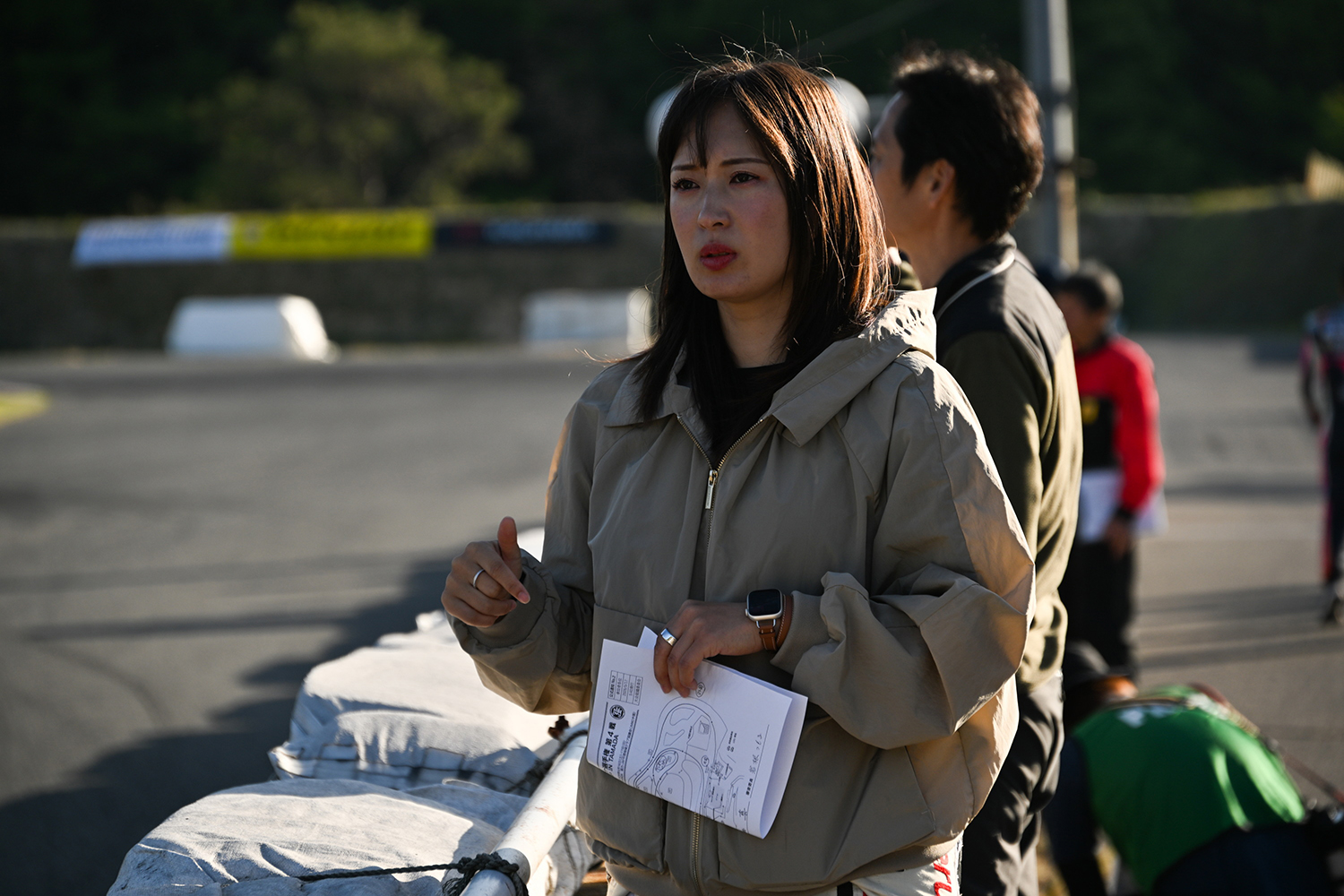 イメージトレーニングを行う猪爪杏奈選手 〜 画像2