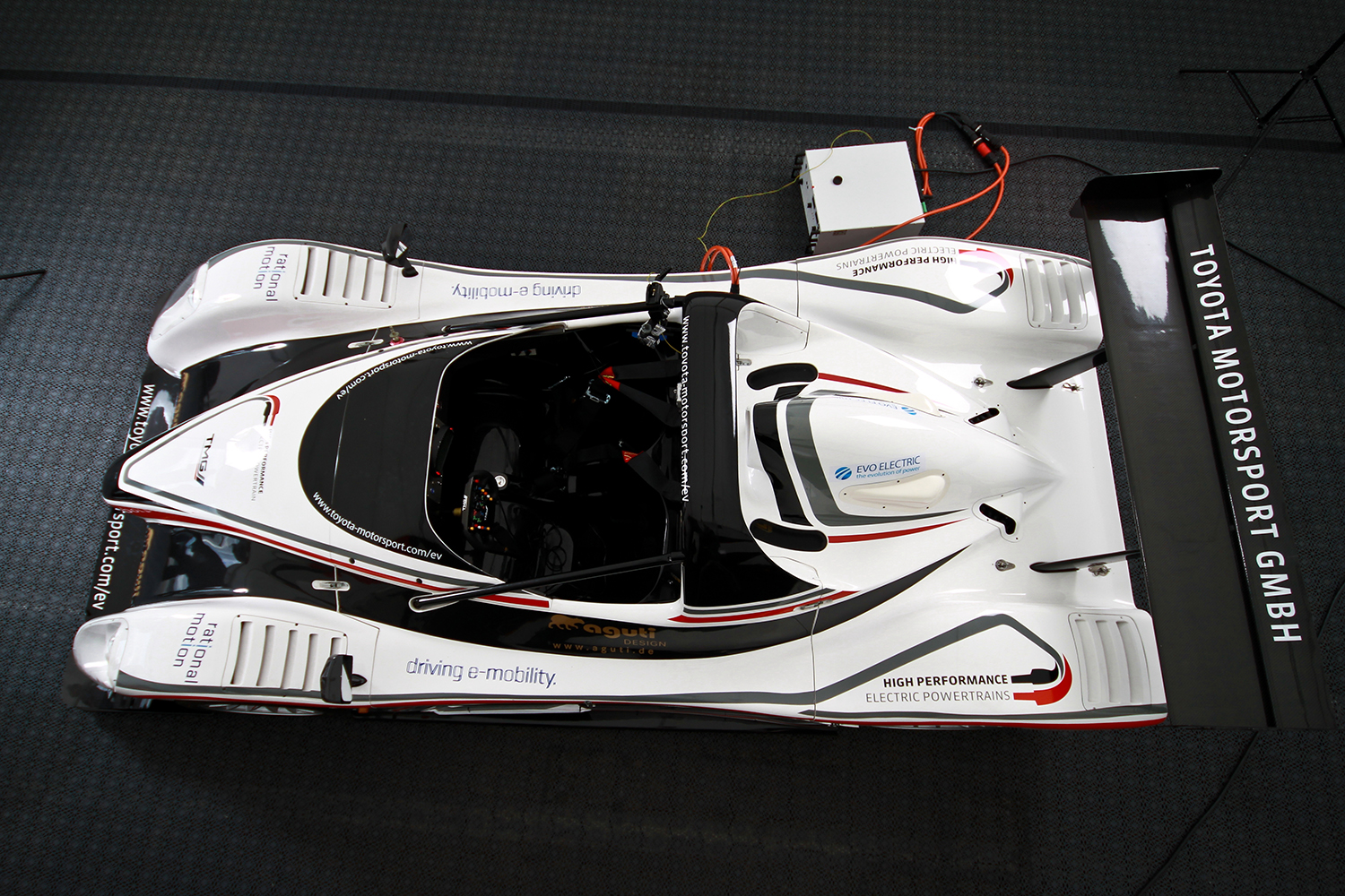 TMG EV P001