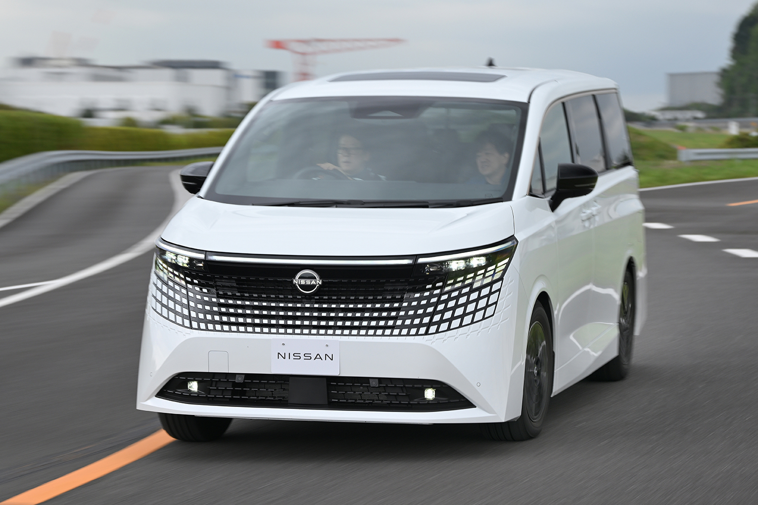 新型エルグランドの先行試乗 〜 画像87