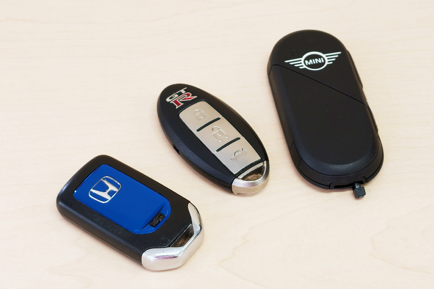 スマートキーが電池切れになってもその場からクルマを動かす方法とは 〜 画像2