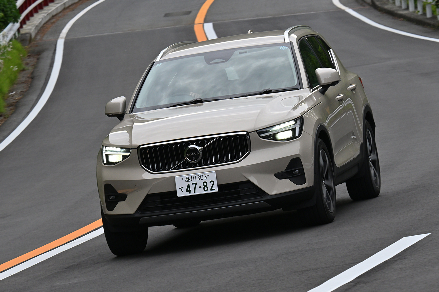 ボルボ XC40 ウルトラB4 AWD 〜 画像49