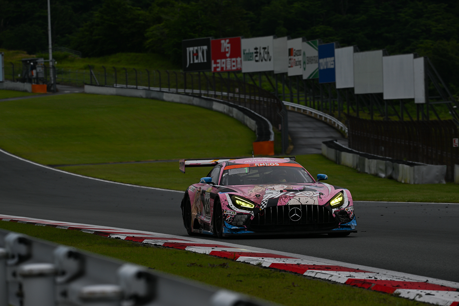年に１度の祭典「富士24時間耐久レース」に参戦する醍醐味をレーサーたちに直撃 〜 画像8