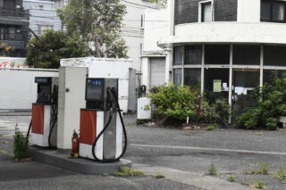 ガソリンスタンドが減り続けるのはコストと技術の進化が影響していた
