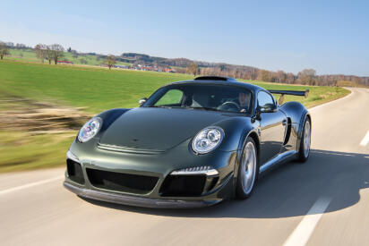 これはポルシェのようでポルシェじゃない！　じつはチューニング屋じゃなく自動車メーカーな「RUF」が作った「CTR3」の衝撃的パフォーマンス
