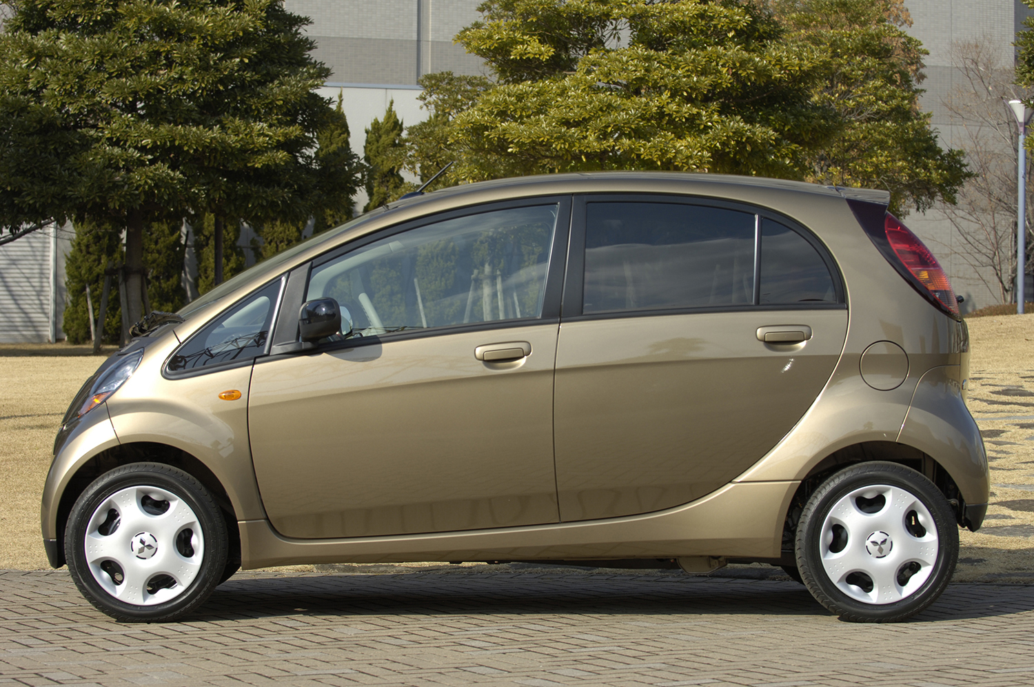 世界中から車名の短いクルマを探したら日本の軽自動車が１番短い説が有力だった 〜 画像3