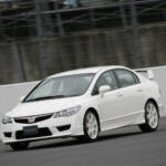 【画像】売れば売るほど赤字な「無限」が作ったやりすぎコンプリートカー「シビック MUGEN RR」！　驚異のチューニングっぷりに当然中古価格は爆アゲ中!! 〜 画像4