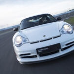 【画像】2003年に誕生したポルシェの歴史を変える偉大なる１台！　速さ命で生まれた「911 GT3 RS」 〜 画像8