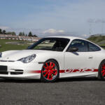 【画像】2003年に誕生したポルシェの歴史を変える偉大なる１台！　速さ命で生まれた「911 GT3 RS」 〜 画像10