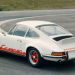 【画像】2003年に誕生したポルシェの歴史を変える偉大なる１台！　速さ命で生まれた「911 GT3 RS」 〜 画像22