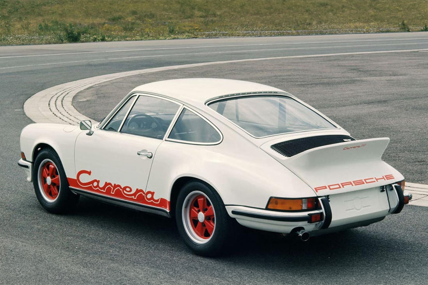 ポルシェ911カレラ RS 2.7のリヤスタイリング