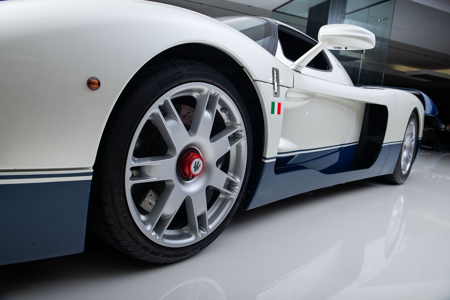 「マセラティMC12」はフェラーリが叶えられなかった夢を実現したスーパーカーだった【21世紀スーパーカーFILE #030】 〜 画像8