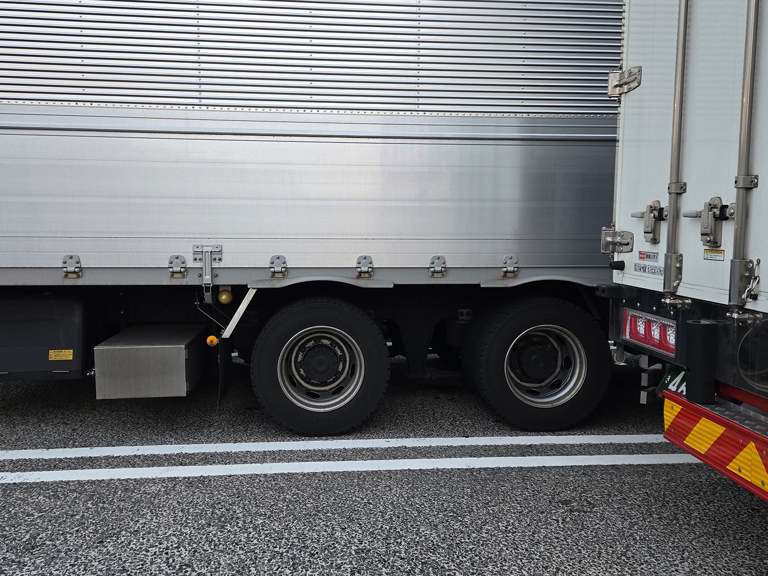 トラックのパンクで大切なのは被害を広げない迅速で臨機応変な判断だった 〜 画像4