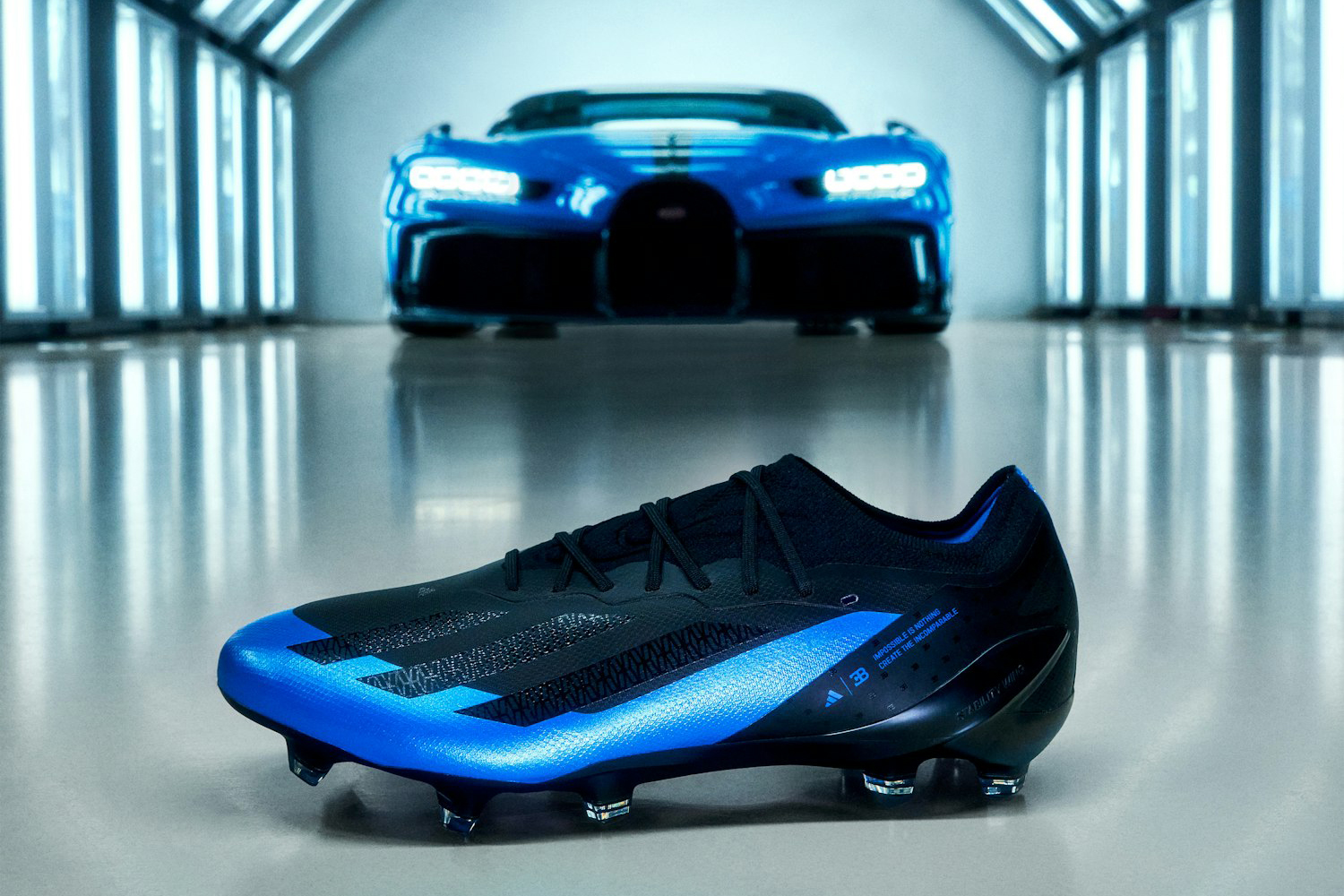 サッカースパイク「adidas X Crazyfast Bugatti」 〜 画像8