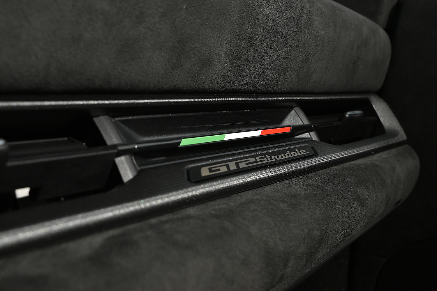 マセラティGT2ストラダーレは公道最強の一角にふさわしい1台だった 〜 画像23