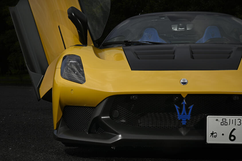 【試乗】快適だがパフォーマンスはレーシングカーのそれ！　怪物「マセラティGT2ストラダーレ」の走りに圧倒される