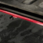 【画像】巨大熊 vs ピックアップトラック！　リアル熊に襲わせるフォードのセキュリティテストの結果が衝撃 〜 画像7