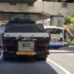 【画像】トラックの荷台にかけられたシートをみればドライバーの実力がわかる！　じつは熟練の職人技が重要だった「平ボディのシート張り」 〜 画像4