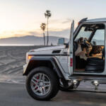 【画像】ベントレーもロールス・ロイスも「そこのけ」状態！　マイバッハが手がけた「G650ランドレー」の圧倒的な存在感 〜 画像18