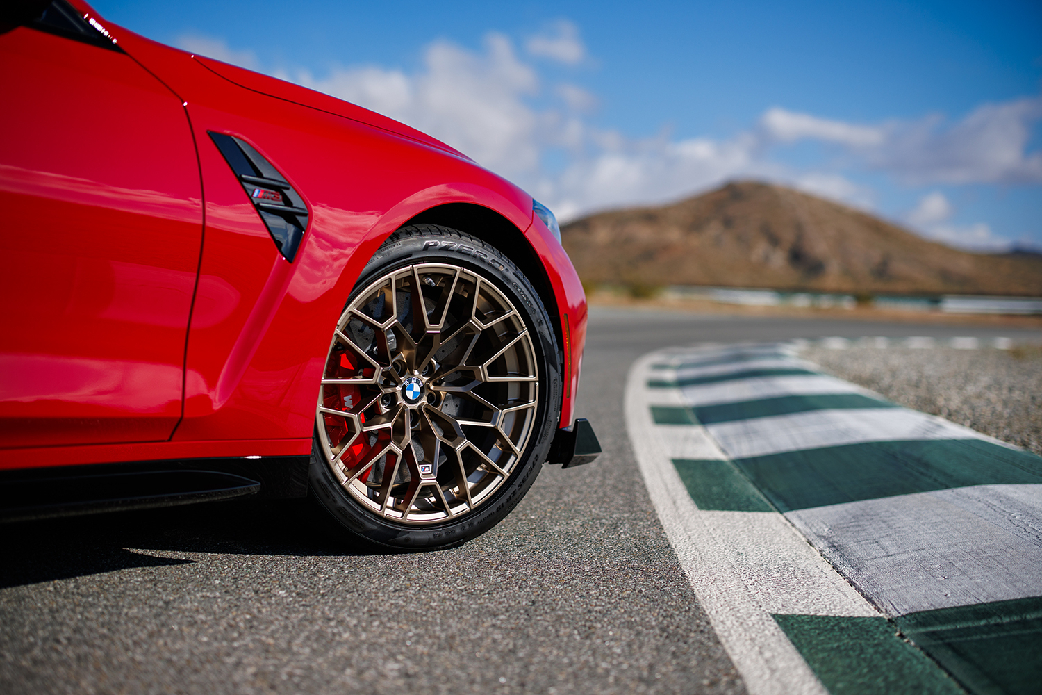 北米市場限定でBMW M3 CSにFR・MT仕様「ハンドシャルター」が登場 〜 画像28