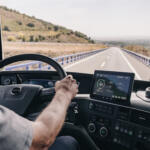 【画像】乗用車でいいものはトラックでもいい……とはならない！　別の進化を遂げるトラックの最新装備の世界 〜 画像1