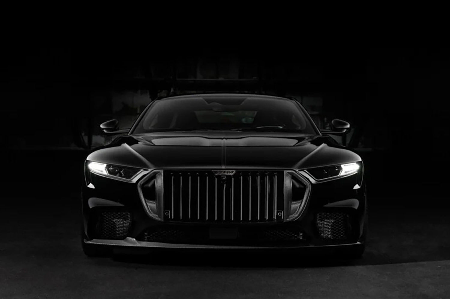 ブラバス初のオリジナルボディを纏った流麗GT「ボード」