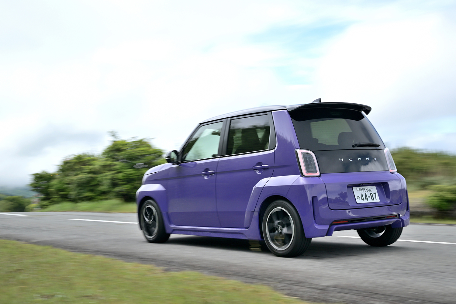 ホンダSuper-ONEのリヤ向きの走行シーン 〜 画像19