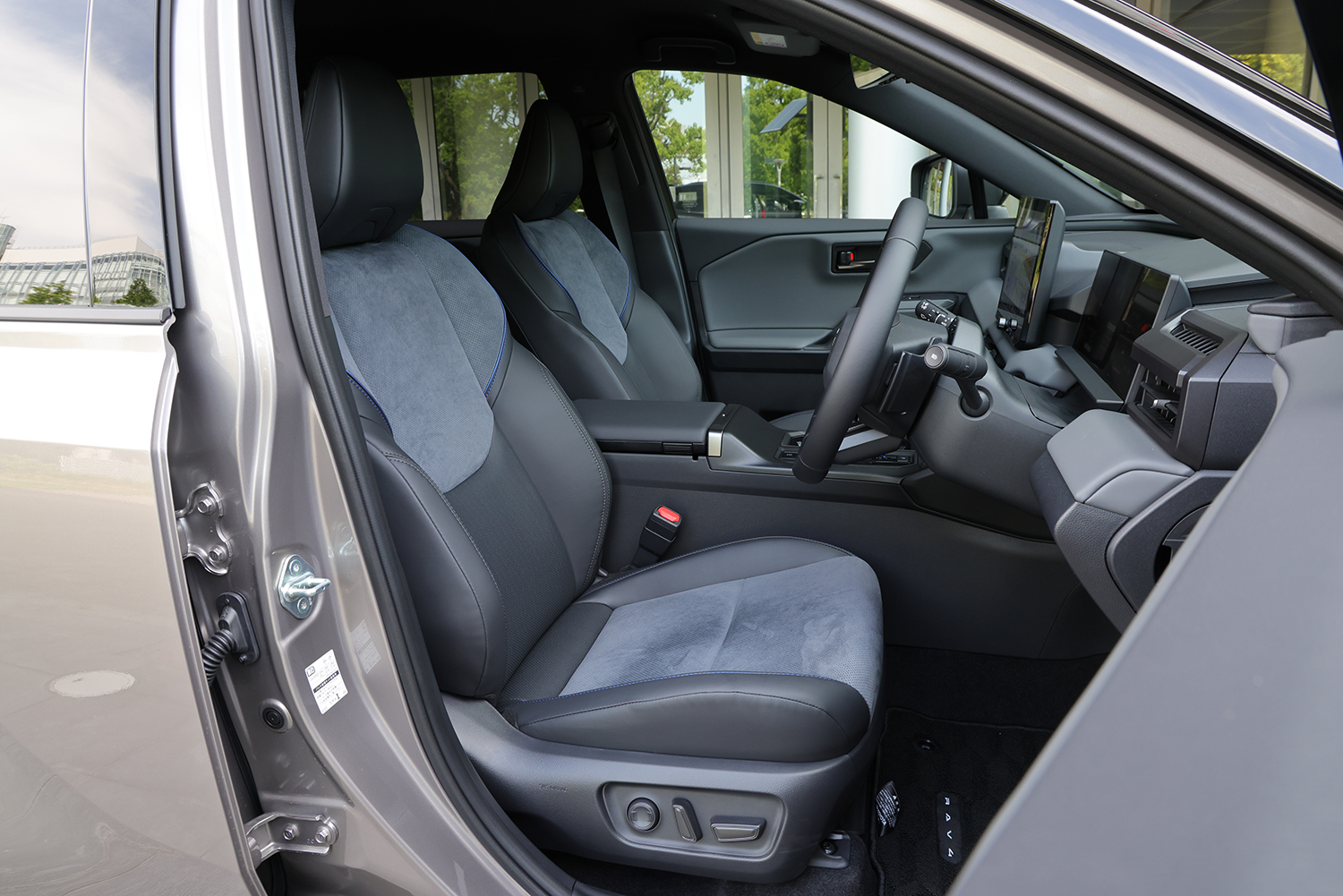 トヨタRAV4 PHEVの公道試乗 〜 画像17
