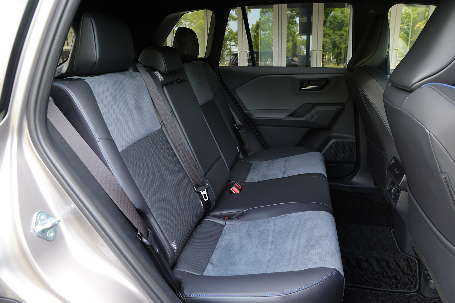 トヨタRAV4 PHEVの公道試乗 〜 画像18