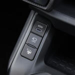【画像】【試乗】RAV4の大本命が確定！　PHEVの「Ｚグレード」が間違いなくベストバイだった 〜 画像35
