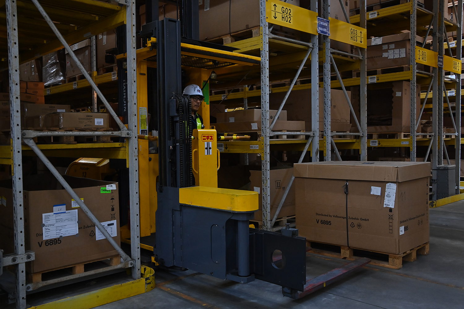 フォークリフトオペレーターたちによる驚異の職人ワザ 〜 画像3