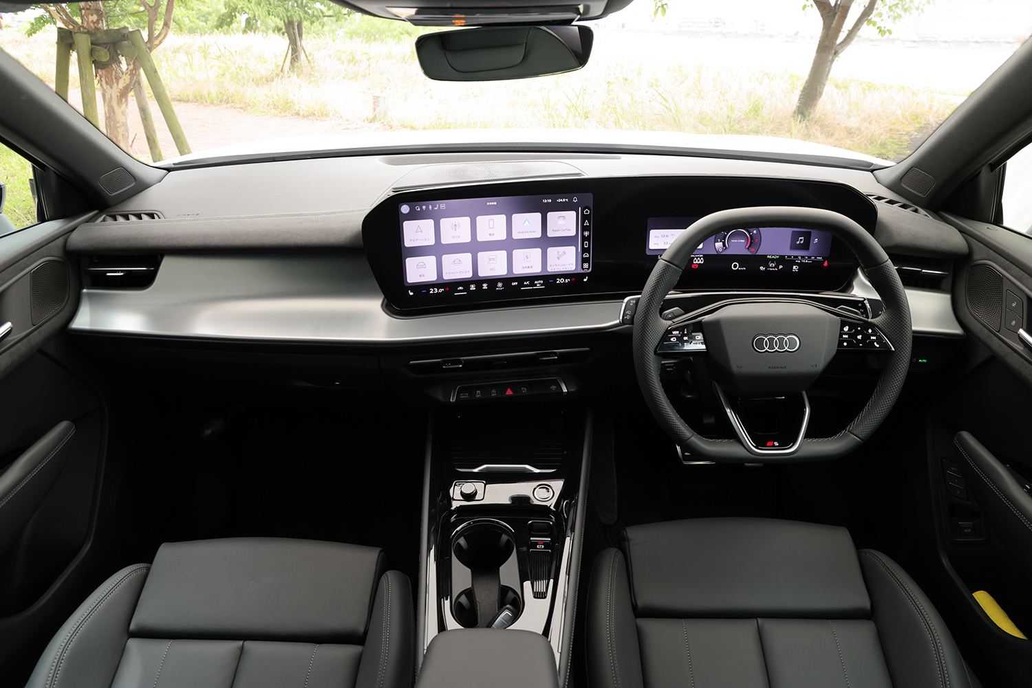 アウディ Q3 Sportback TFSI quattro 150kW advancedのインパネ