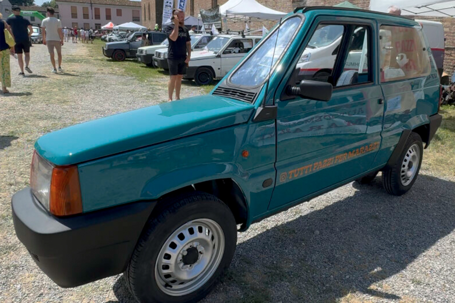 イタリア人ユーチューバーが作った車幅50センチのフィアット・パンダがいろいろヤバい 〜 画像5