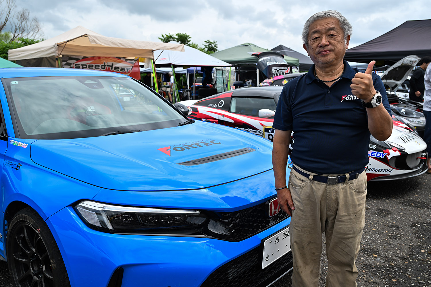 1号車「G-LFWテSフォシビックBS」と大橋政人選手