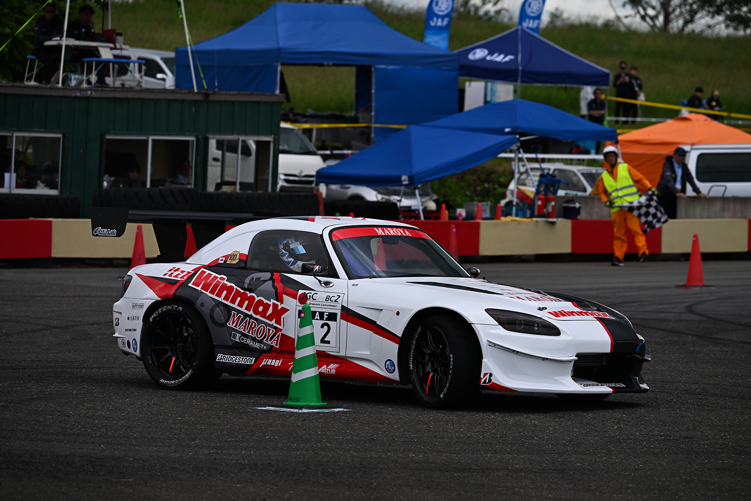 92号車「WMマロヤBS林歯セラ鰻S二千」でBC2クラスに挑む広瀬献選手