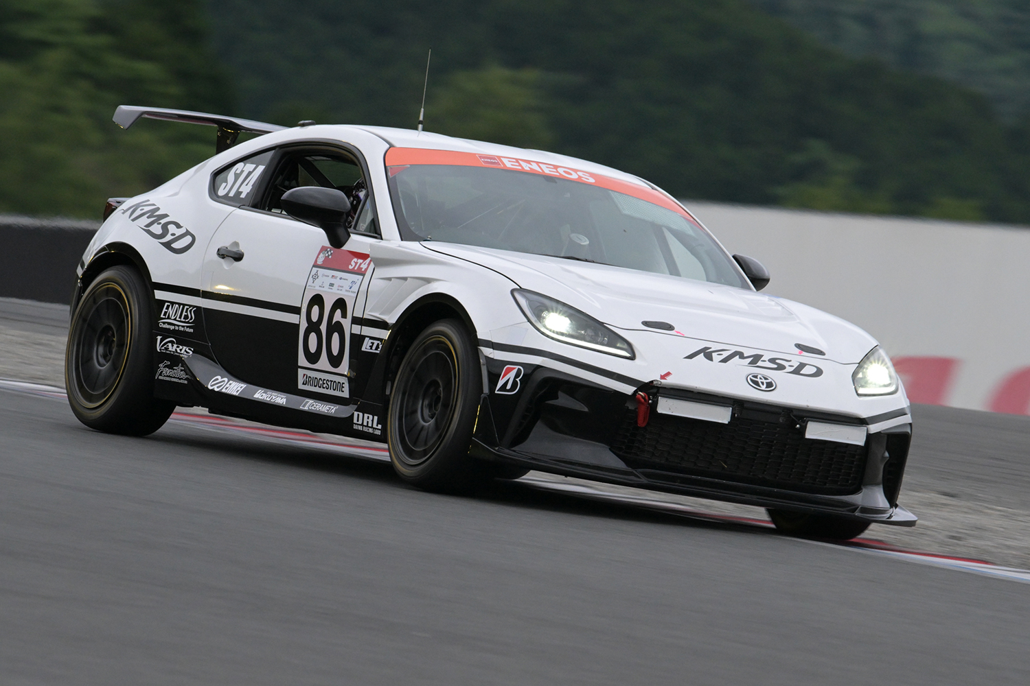 ST-4クラスを戦い抜く86号車「K・M・S・D GR86」の団結力に感激 〜 画像22