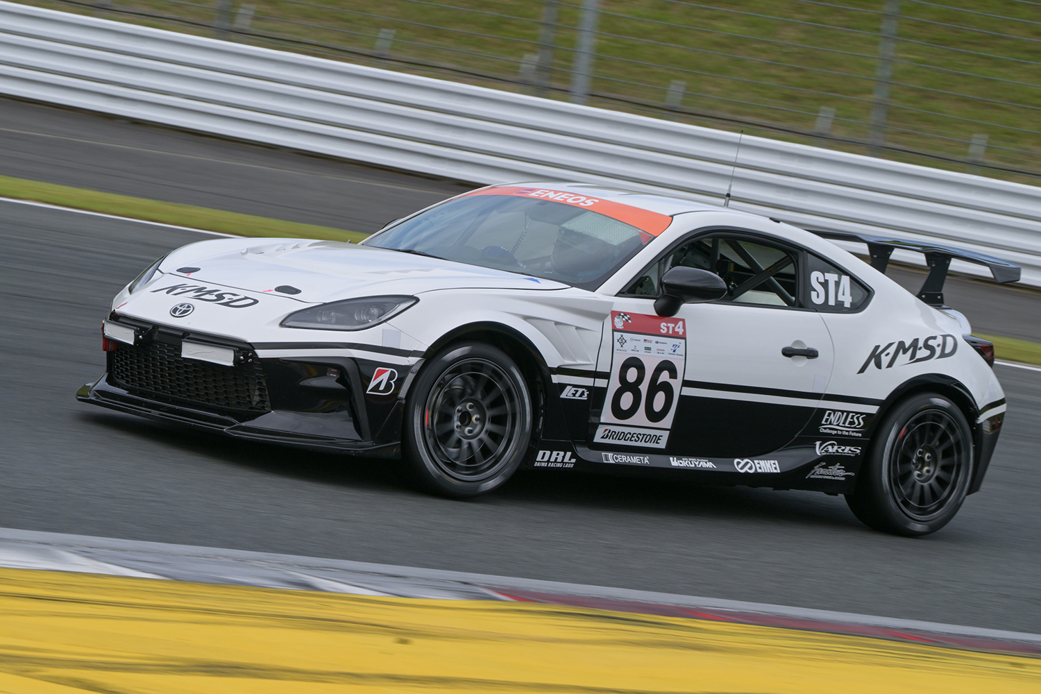 ST-4クラスを戦い抜く86号車「K・M・S・D GR86」の団結力に感激 〜 画像24