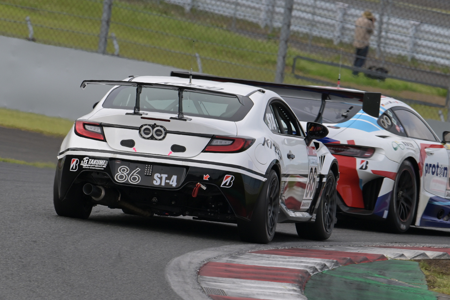 ST-4クラスを戦い抜く86号車「K・M・S・D GR86」の団結力に感激 〜 画像42
