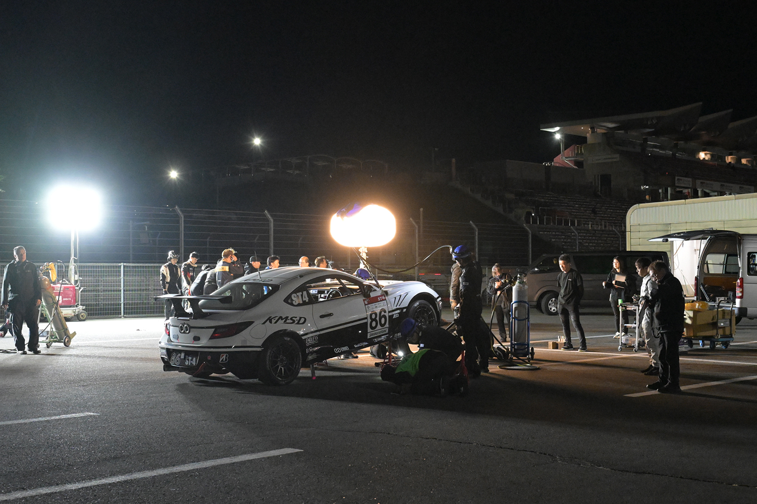 ST-4クラスを戦い抜く86号車「K・M・S・D GR86」の団結力に感激 〜 画像58