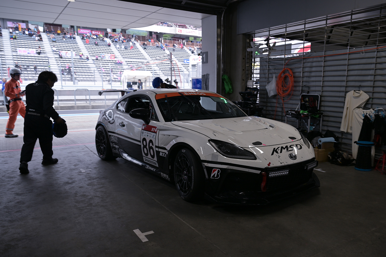 ST-4クラスを戦い抜く86号車「K・M・S・D GR86」の団結力に感激 〜 画像70