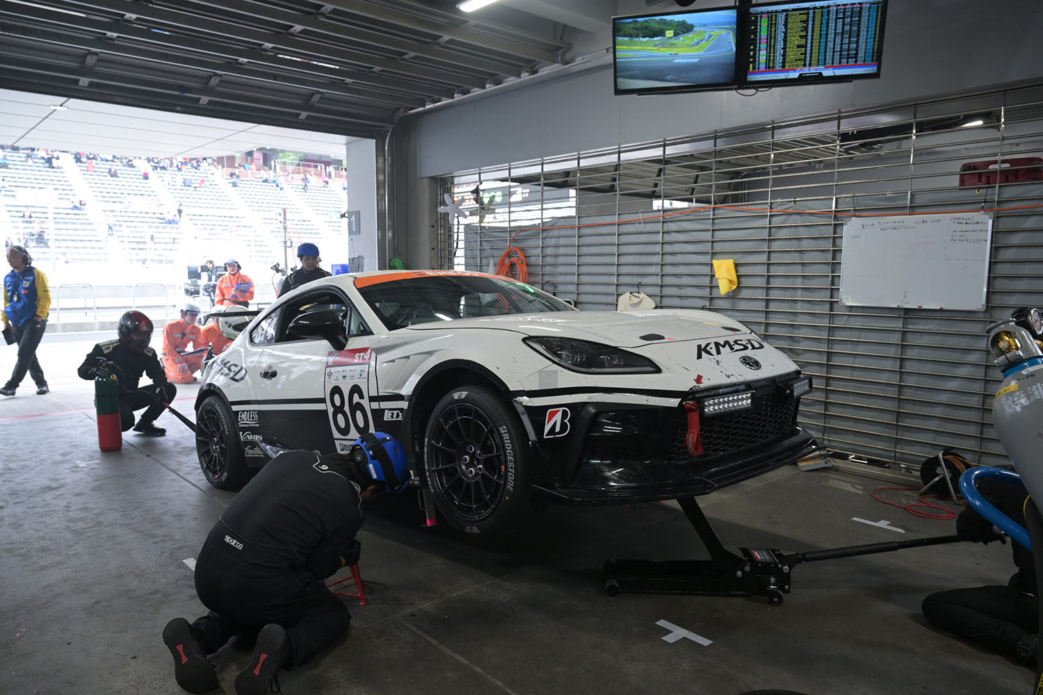 ST-4クラスを戦い抜く86号車「K・M・S・D GR86」の団結力に感激 〜 画像73