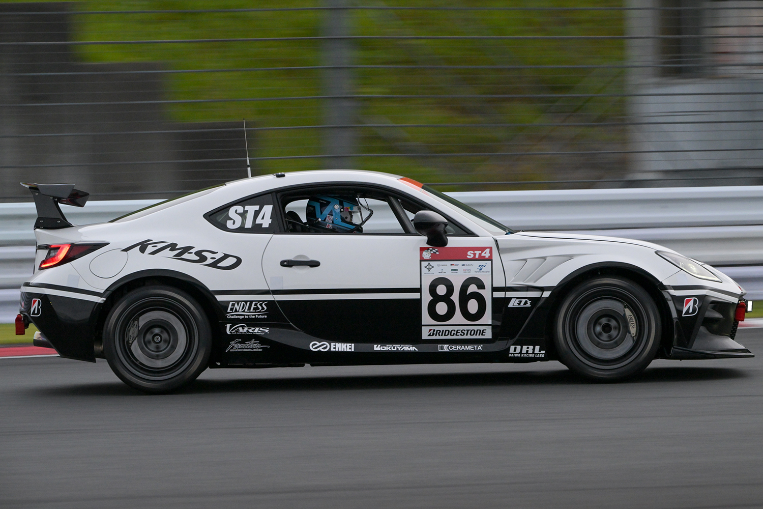 ST-4クラスを戦い抜く86号車「K・M・S・D GR86」の団結力に感激 〜 画像81