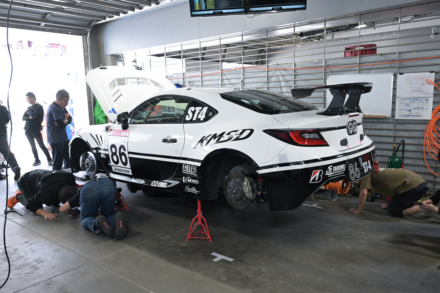 ST-4クラスを戦い抜く86号車「K・M・S・D GR86」の団結力に感激 〜 画像126