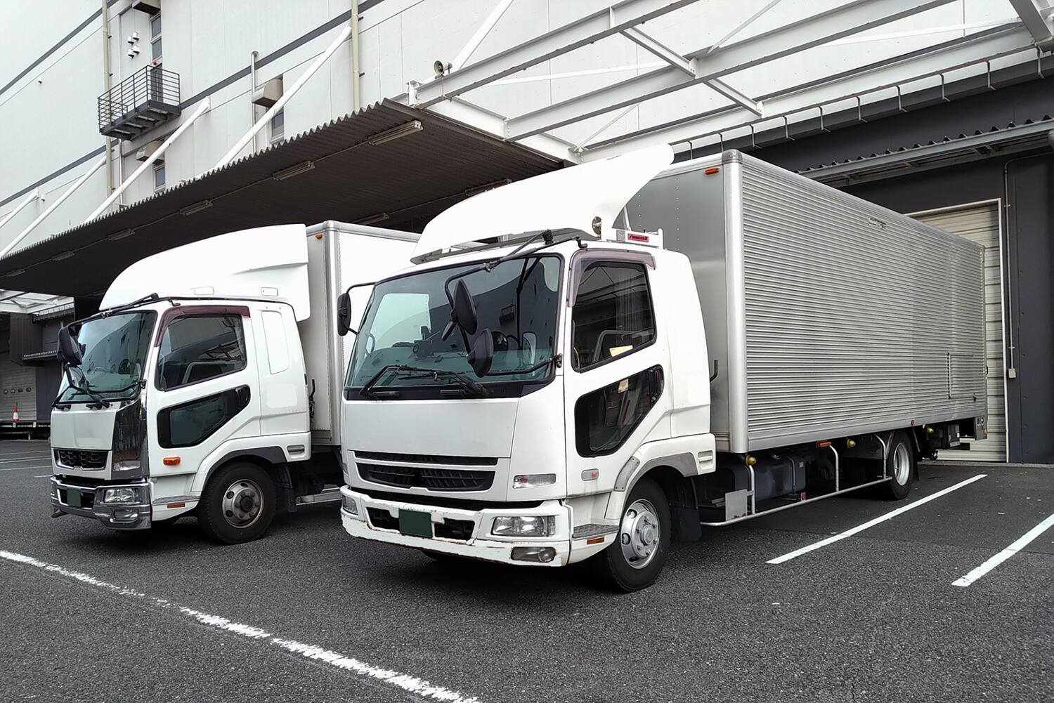 トラックドライバーだけでなく物流倉庫にまで影響が及んでいた