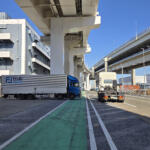 【画像】なんなら一般道より厳しい！　工場や市場などの「構内路」に厳格な通行ルールが定められるワケ 〜 画像3